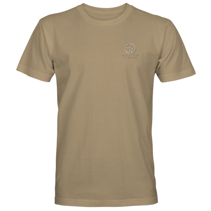 T-Shirt - Buckin' Wild